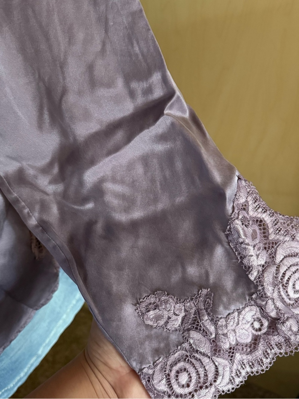 WinterSilks Lavender Satin Shell - Picture 3 of 6